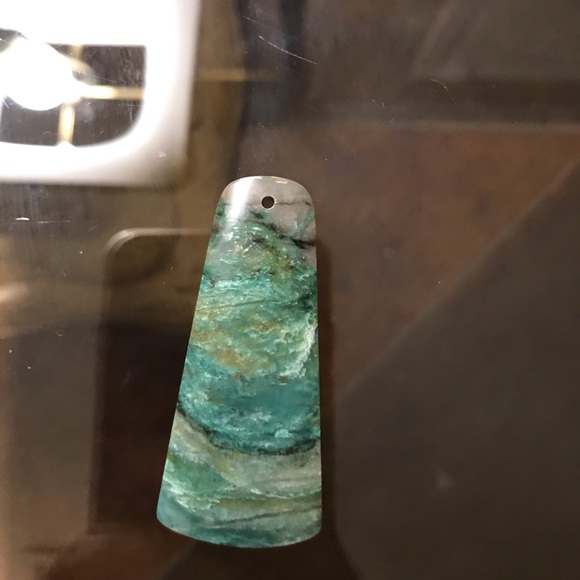 Jewelry - New African Jade & Quartz 2.5” long